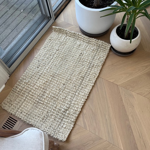 New with tags - Natural Jute Rug (2”x3”) - Picture 1 of 4